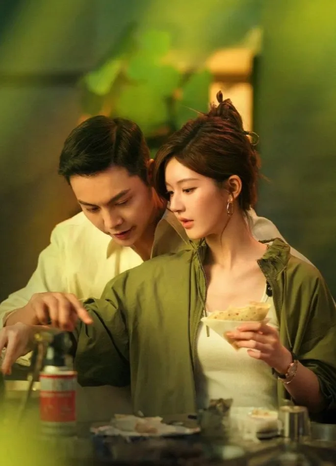 Loạt người đẹp cổ trang khuấy đảo dòng phim hiện đại trong tháng 6 - Ảnh 5.