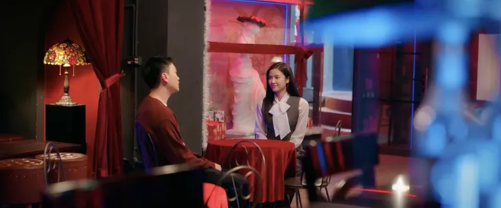 Cầu vồng ở phía chân trời: Oanh rủ Tuấn hợp tác bán bảo hiểm- Ảnh 3. Cầu vồng ở phía chân trời: Oanh rủ Tuấn hợp tác bán bảo hiểm- Ảnh 3.
