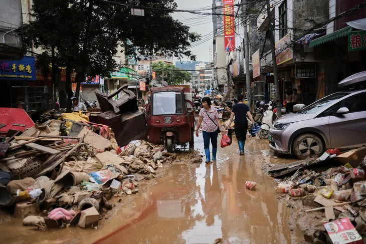 Trung Quốc: Hơn 53.000 người sơ tán do mưa lớn kéo dài- Ảnh 2. Trung Quốc: Hơn 53.000 người sơ tán do mưa lớn kéo dài- Ảnh 2.