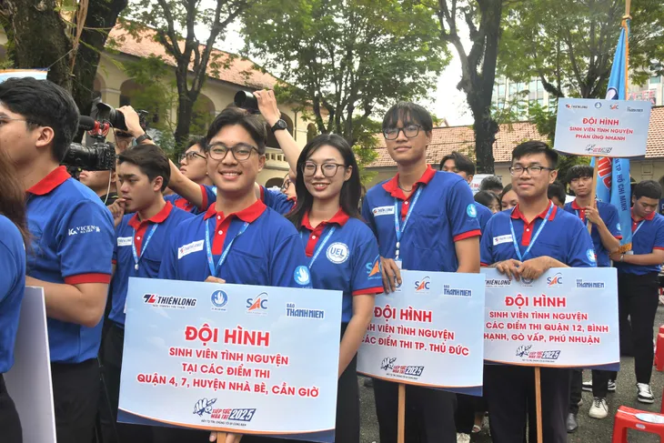 Hơn 23.000 sinh viên tham gia chiến dịch “Tiếp sức mùa thi” năm 2025- Ảnh 1. Hơn 23.000 sinh viên tham gia chiến dịch “Tiếp sức mùa thi” năm 2025- Ảnh 1.