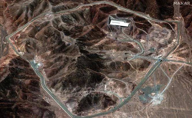 Mỹ tấn công 3 cơ sở hạt nhân của Iran, ông Trump tuyên bố chiến dịch thành công - Ảnh 1.