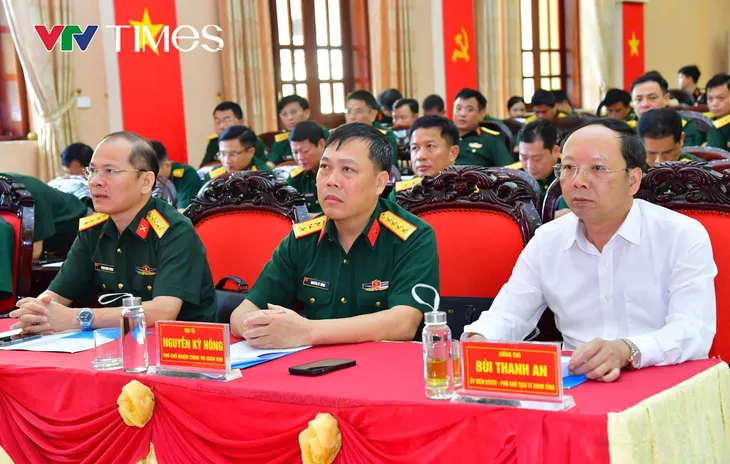 Nghệ An: Công bố Quyết định giải thể Ban Chỉ huy Quân sự cấp huyện - Ảnh 2.