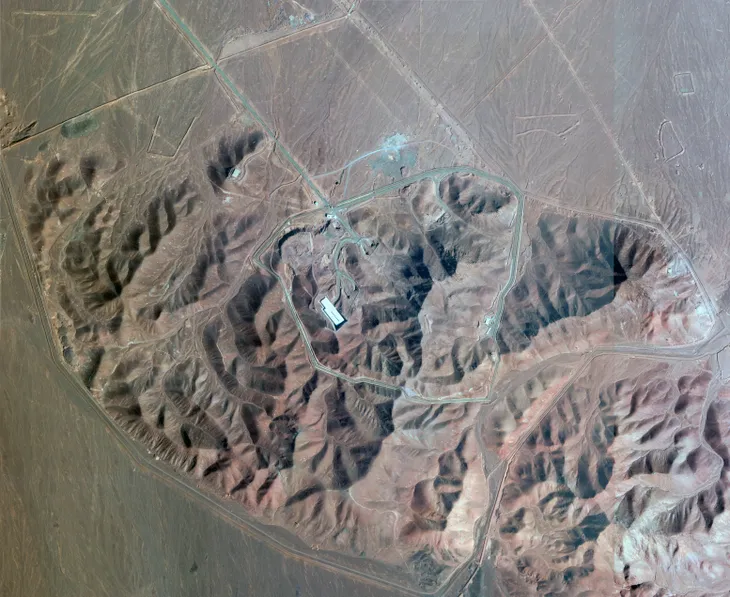 Iran loại trừ giải pháp ngoại giao, Mỹ không muốn chiến tranh với Tehran - Ảnh 1.