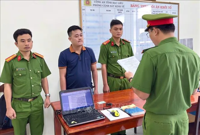 Bắt tạm giam thêm 2 người trong vụ án sai phạm đấu thầu y tế tại Bạc Liêu - Ảnh 1.