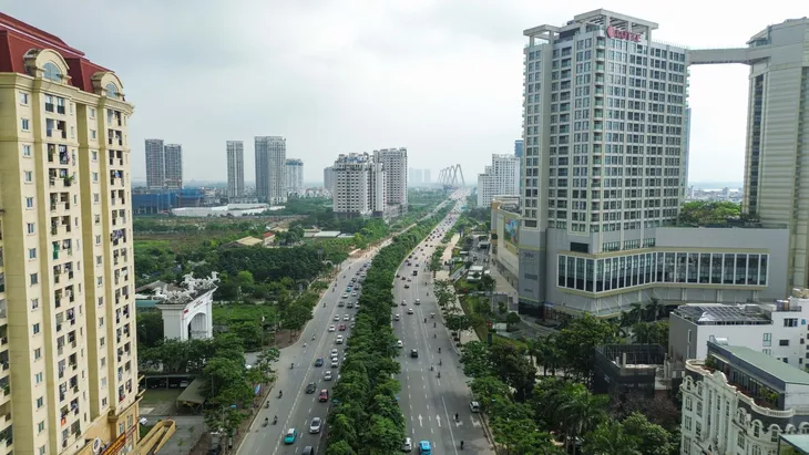 Giao thông trên hai tuyến đường Võ Chí Công và Phạm Văn Đồng thông thoáng ngày đầu tuần - Ảnh 10.