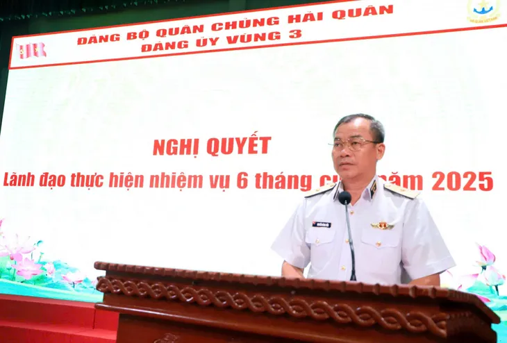 Vùng 3 Hải quân: Không để bị động, bất ngờ, bảo vệ vững chắc chủ quyền vùng biển được phân công. - Ảnh 3.