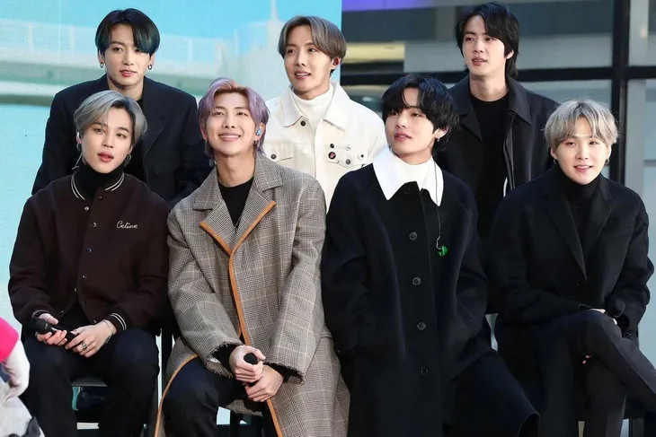 Suga (BTS) đối mặt với kiến nghị cấm sóng - Ảnh 1.