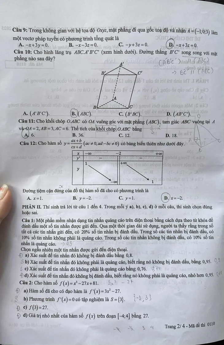 Đề thi Toán tốt nghiệp THPT 2025 - Ảnh 2.