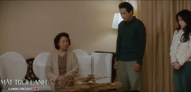 Mặt trời lạnh - Tập 12: Mẹ chồng tố con dâu vô tâm, khơi lại nỗi đau ám ảnh của gia đình - Ảnh 1.