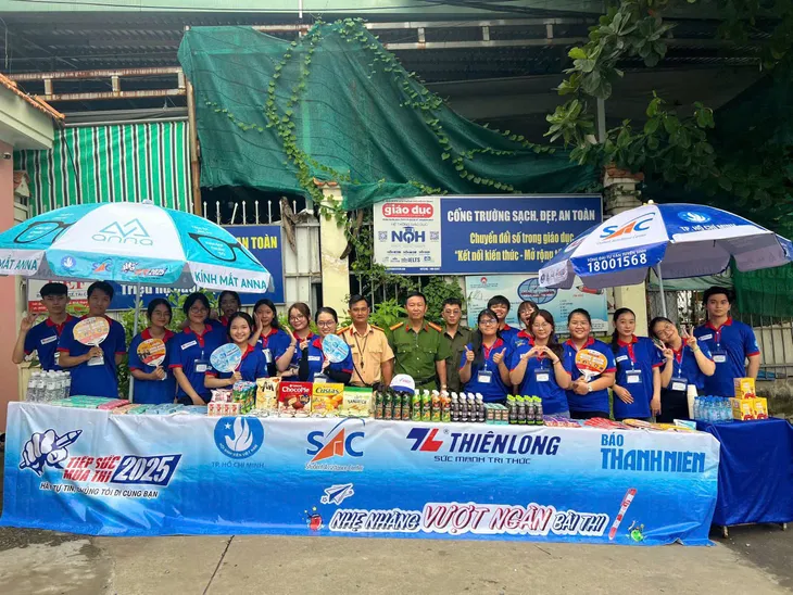 Phân luồng giao thông, đồng hành cùng kỳ thi Tốt nghiệp THPT 2025 - Ảnh 6.