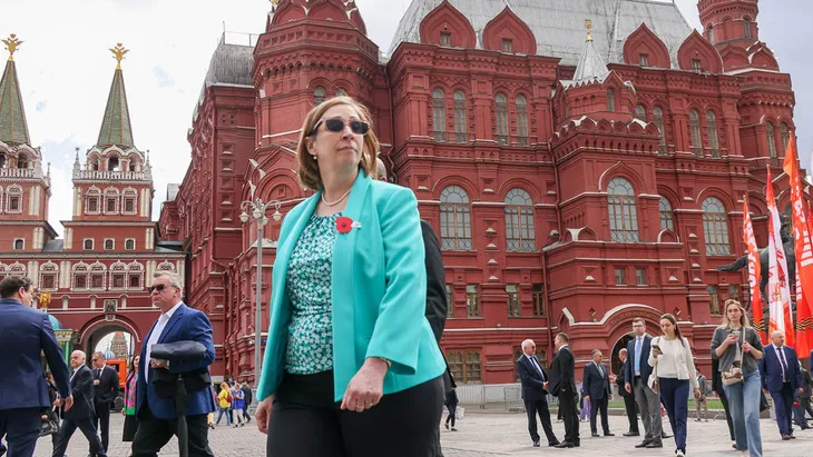 Đại sứ Mỹ tại Nga rời khỏi Moscow- Ảnh 1. Đại sứ Mỹ tại Nga rời khỏi Moscow- Ảnh 1.