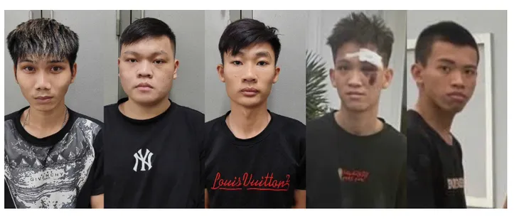 Trả thù “nhầm người”, nhóm thanh niên hỗn chiến giữa đường - Ảnh 1.