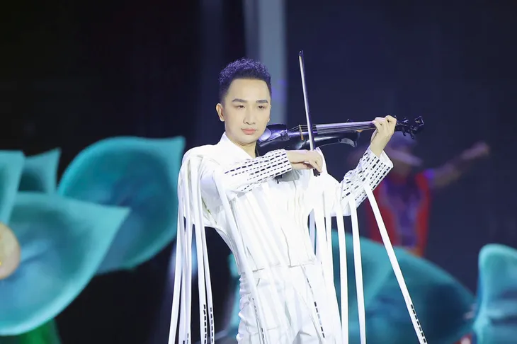 Hà Trúc Linh đăng quang Hoa hậu Việt Nam 2024 - Ảnh 40.