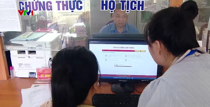 Chính quyền hai cấp: Tiện ích nhưng cần thích ứng - Ảnh 3.