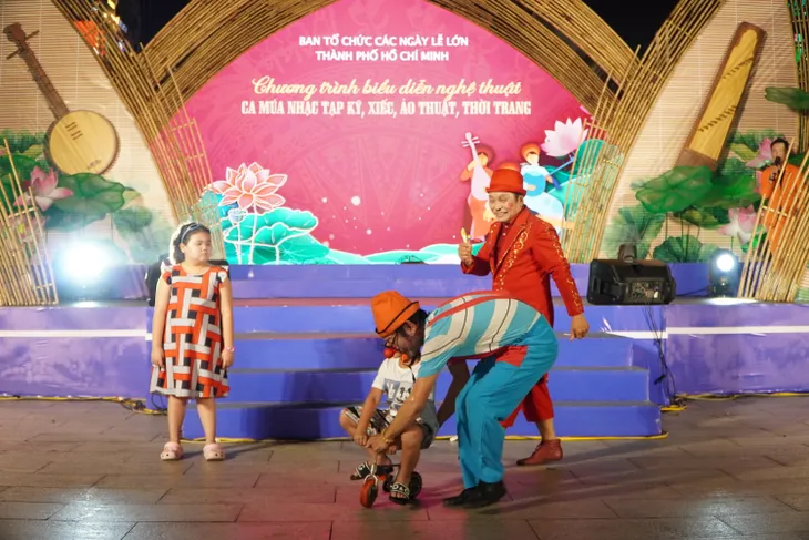 TP Hồ Chí Minh: Tự hào truyền thống, kiến tạo tương lai xanh - Ảnh 10.