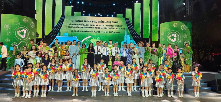 TP Hồ Chí Minh: Tự hào truyền thống, kiến tạo tương lai xanh - Ảnh 2.