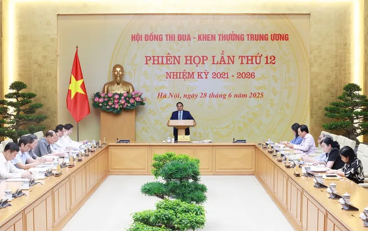 Thủ tướng: Phát động phong trào toàn dân thi đua làm giàu và đóng góp xây dựng đất nước - Ảnh 3.
