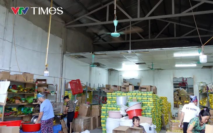 Đối tượng Đinh Văn Vương sản xuất, kinh doanh chè khô tại nhà Đối tượng Đinh Văn Vương sản xuất, kinh doanh chè khô tại nhà