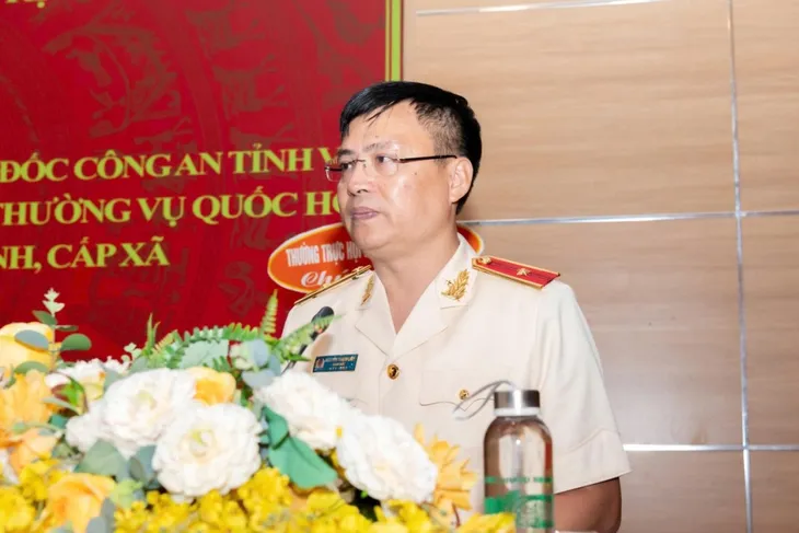 Công an tỉnh Quảng Trị công bố quyết định sáp nhập và bổ nhiệm cán bộ - Ảnh 5.