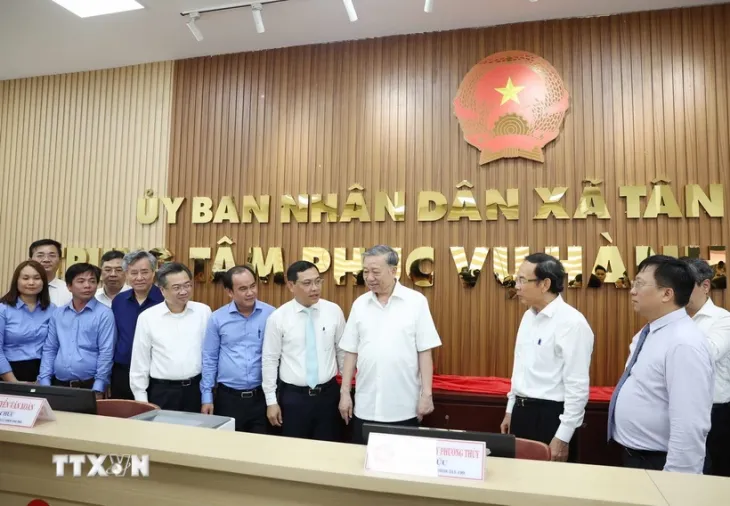 Tổng Bí thư: Tạo đột phá cải cách hành chính, đảm bảo vận hành bộ máy mới từ 1/7 thông suốt- Ảnh 2. Tổng Bí thư: Tạo đột phá cải cách hành chính, đảm bảo vận hành bộ máy mới từ 1/7 thông suốt- Ảnh 2.