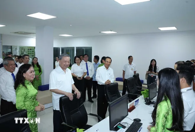 Tổng Bí thư: Tạo đột phá cải cách hành chính, đảm bảo vận hành bộ máy mới từ 1/7 thông suốt- Ảnh 1. Tổng Bí thư: Tạo đột phá cải cách hành chính, đảm bảo vận hành bộ máy mới từ 1/7 thông suốt- Ảnh 1.