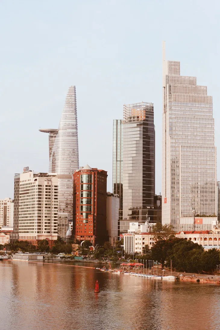 Từ "Chào buổi sáng" đến cầu truyền hình "Sắp xếp lại giang sơn": VTV khắc họa bước chuyển mình lịch sử của đất nước - Ảnh 2.