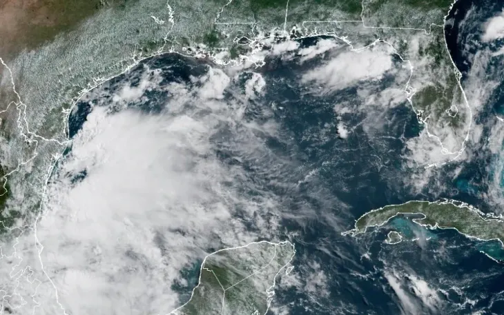 Ảnh chụp vệ tinh của bão nhiệt đới Barry (Ảnh: NOAA/AP) Ảnh chụp vệ tinh của bão nhiệt đới Barry (Ảnh: NOAA/AP)