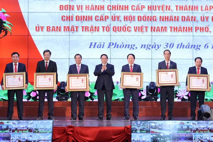 Thủ tướng: Hải Phòng (mới) gương mẫu, đi đầu xây dựng thành phố XHCN trong kỷ nguyên mới - Ảnh 5.