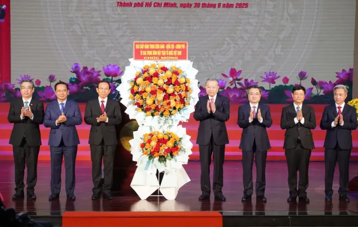 Tổng Bí thư Tô Lâm: Quyết định sắp xếp lại giang sơn là bước đi lịch sử- Ảnh 2. Tổng Bí thư Tô Lâm: Quyết định sắp xếp lại giang sơn là bước đi lịch sử- Ảnh 2.