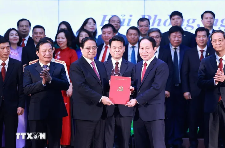 34 tỉnh thành đồng loạt công bố sáp nhập đơn vị hành chính và nhân sự mới- Ảnh 13. 34 tỉnh thành đồng loạt công bố sáp nhập đơn vị hành chính và nhân sự mới- Ảnh 13.