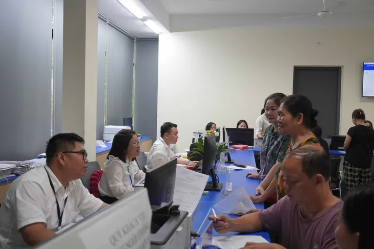 Thời khắc lịch sử: Hôm nay (1/7), chính quyền địa phương 2 cấp bắt đầu hoạt động - Ảnh 2.
