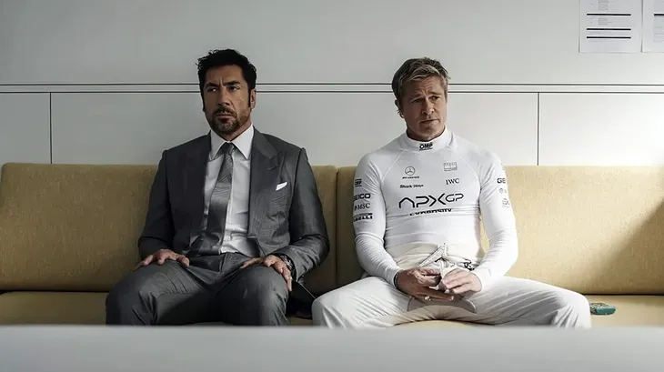 "F1" của Brad Pitt mang về cú hit phòng vé đầu tiên cho Apple - Ảnh 1. "F1" của Brad Pitt mang về cú hit phòng vé đầu tiên cho Apple - Ảnh 1.