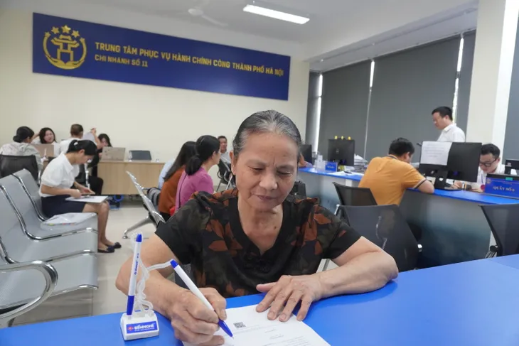 Hà Nội bắt đầu vận hành mô hình chính quyền hai cấp  - Ảnh 24.