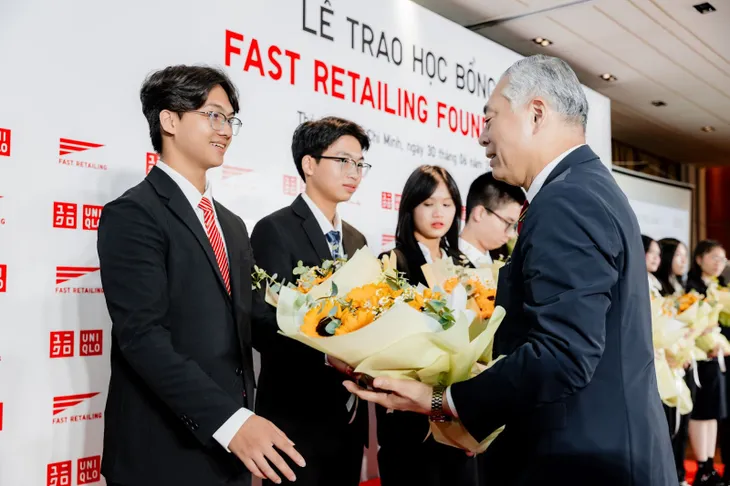 12 gương mặt trẻ nhận học bổng theo học tại Nhật Bản - Ảnh 1.