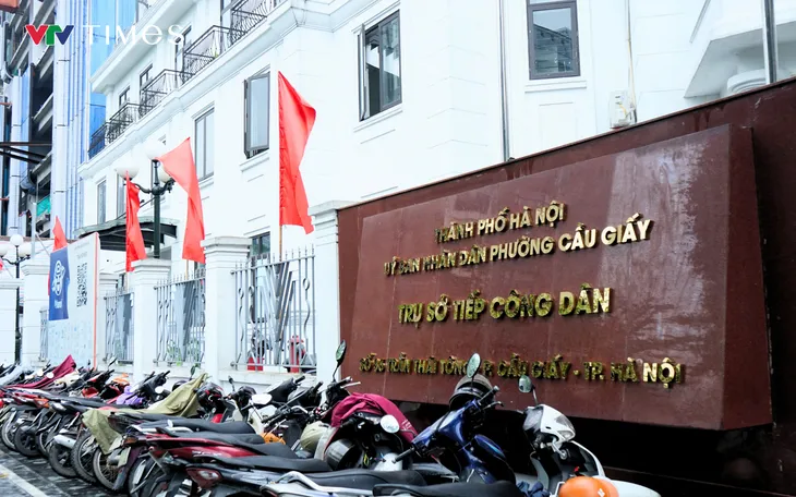 Hà Nội trong ngày đầu chính quyền địa phương hai cấp đi vào hoạt động - Ảnh 7.