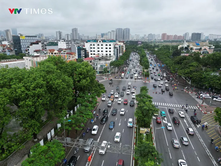 Thí điểm phân làn: Nhiều người dân còn lúng túng khi di chuyển - Ảnh 6.