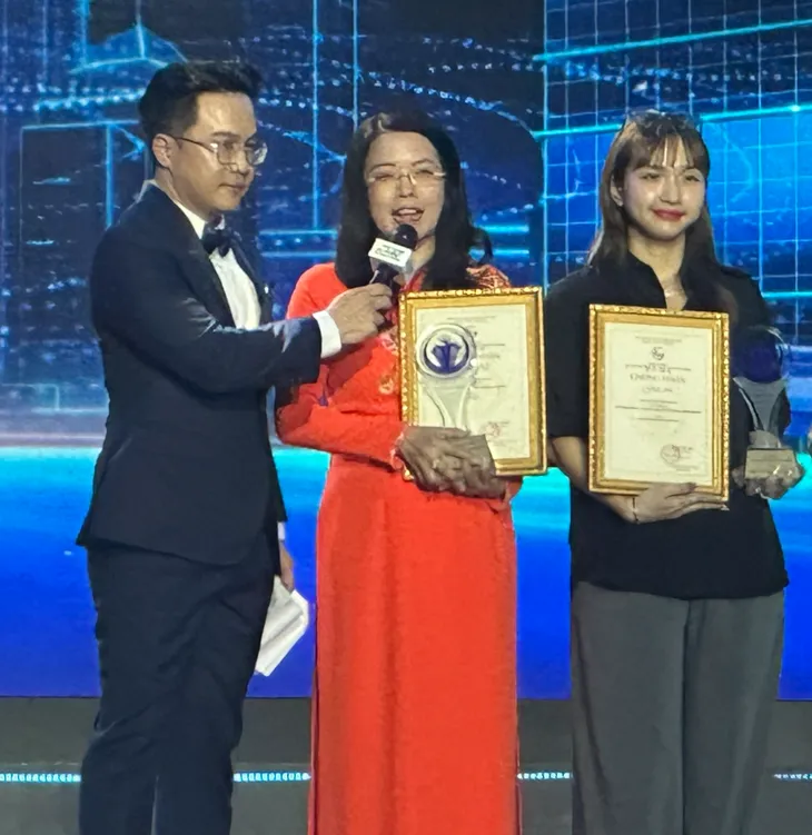 Lễ hội Sông nước TP Hồ Chí Minh nhận Giải thưởng Sáng tạo 2025- Ảnh 2. Lễ hội Sông nước TP Hồ Chí Minh nhận Giải thưởng Sáng tạo 2025- Ảnh 2.
