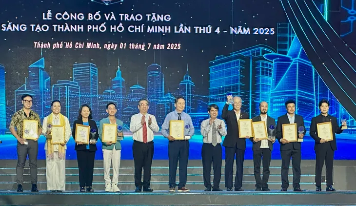 Lễ hội Sông nước TP Hồ Chí Minh nhận Giải thưởng Sáng tạo 2025- Ảnh 3. Lễ hội Sông nước TP Hồ Chí Minh nhận Giải thưởng Sáng tạo 2025- Ảnh 3.