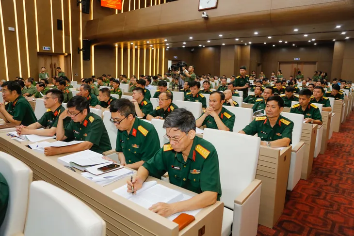 Hội thảo khoa học cấp Quốc gia "Sự phát triển của Việt Nam trong kỷ nguyên mới và những vấn đề đặt ra đối với sự nghiệp bảo vệ Tổ quốc - Lý luận và thực tiễn". - Ảnh 5.