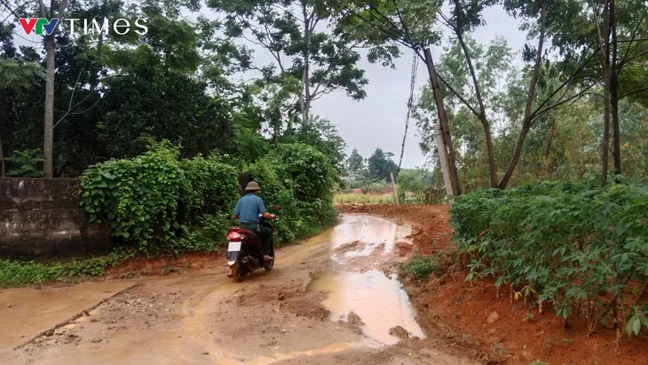 Phú Thọ: Hành trình gian nan trên con đường xuống cấp- Ảnh 8.