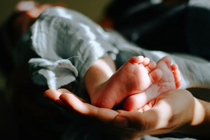 Khủng hoàng nhân khẩu học, Nga kêu gọi lòng yêu nước để khuyến khích người dân sinh con- Ảnh 1. Khủng hoàng nhân khẩu học, Nga kêu gọi lòng yêu nước để khuyến khích người dân sinh con- Ảnh 1.