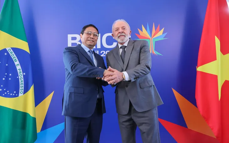 Thủ tướng Chính phủ Phạm Minh Chính và Tổng thống Brazil Luiz Inacio Lula da Silva - Ảnh: VGP/Nhật Bắc Thủ tướng Chính phủ Phạm Minh Chính và Tổng thống Brazil Luiz Inacio Lula da Silva - Ảnh: VGP/Nhật Bắc