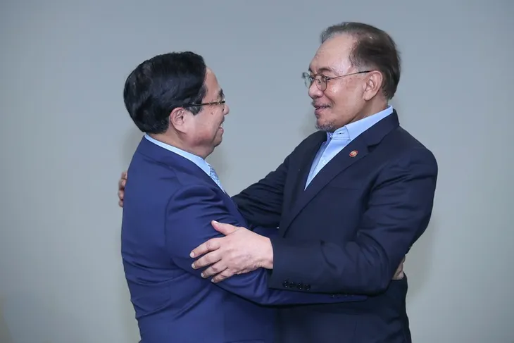 Việt Nam và Malaysia nhất trí thúc đẩy hợp tác kinh tế, thương mại, đầu tư- Ảnh 1. Việt Nam và Malaysia nhất trí thúc đẩy hợp tác kinh tế, thương mại, đầu tư- Ảnh 1.