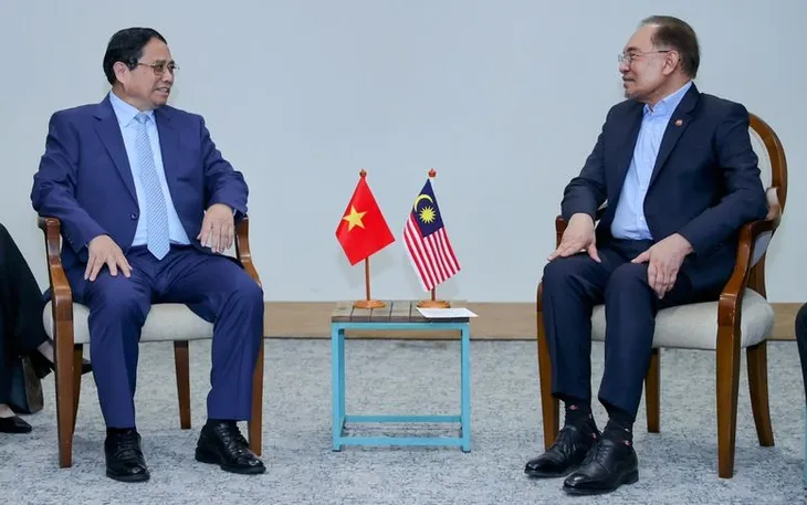 Thủ tướng Chính phủ Phạm Minh Chính đề nghị Malaysia tăng cường hợp tác chuyển đổi số, trong đó có hỗ trợ xây dựng Trung tâm dữ liệu quốc gia kết nối với Trung tâm dữ liệu của ASEAN - Ảnh: VGP Thủ tướng Chính phủ Phạm Minh Chính đề nghị Malaysia tăng cường hợp tác chuyển đổi số, trong đó có hỗ trợ xây dựng Trung tâm dữ liệu quốc gia kết nối với Trung tâm dữ liệu của ASEAN - Ảnh: VGP