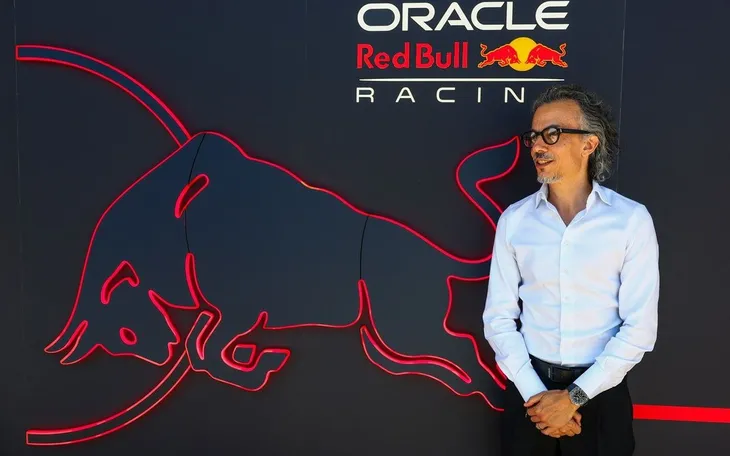 Đội đua F1 Red Bull ra mắt lãnh đội mới
