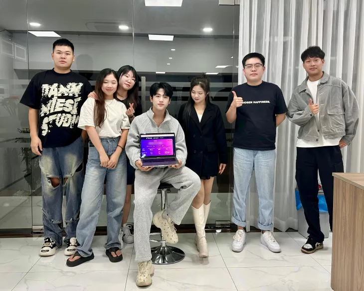 Livestream bán hàng: KOL/KOC cần chuyển mình, hết thời “chạy” KPI - Ảnh 2.