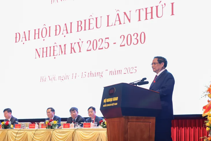 Thủ tướng: Đảng bộ Bộ Ngoại giao có quyết tâm cao, khát vọng lớn, tinh thần chiến đấu và đổi mới mạnh mẽ - Ảnh 3.