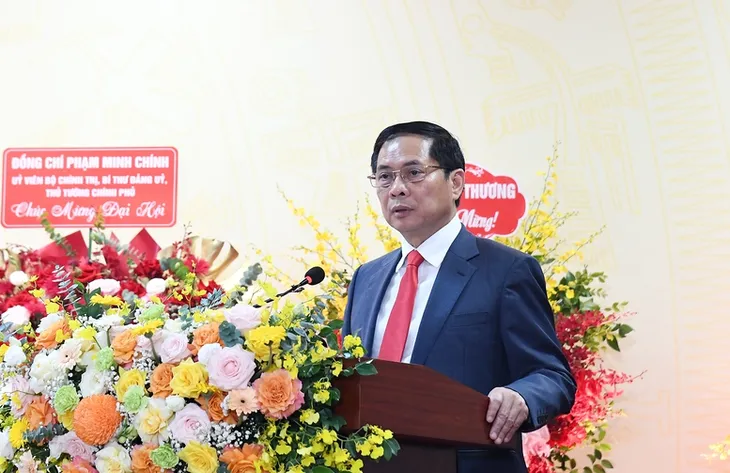 Bộ Công Thương phải luôn là lá cờ đầu trên mặt trận kinh tế, điểm tựa cho doanh nghiệp - Ảnh 1.