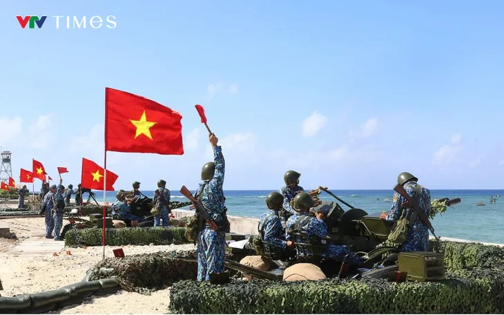 Luyện tập SSCĐ trên đảo Trường Sa