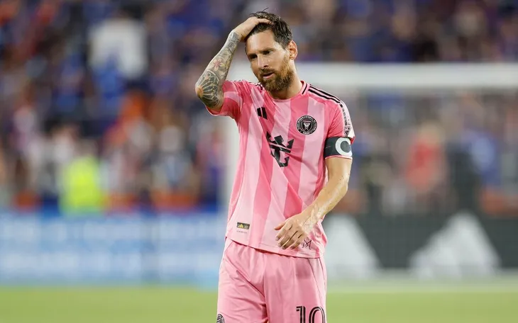 Messi "tịt ngòi", Inter Miami thảm bại trước Cincinnati